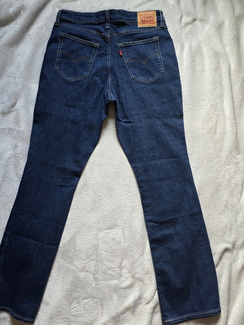 Levi's Women's Dark Blue Straight-Leg Jeans